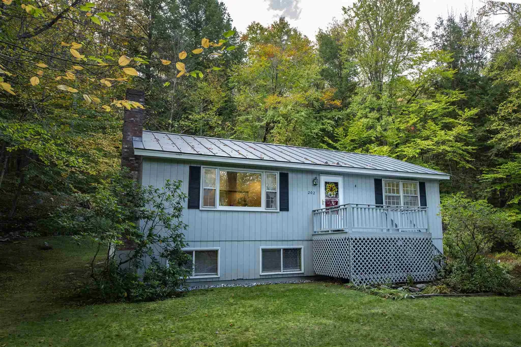 202 Morgan Road Hartford VT 05059