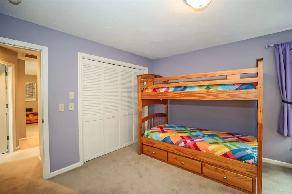 137 Tomahawk Trail Bridgewater NH 03222