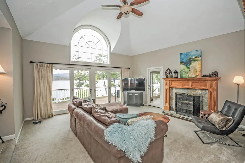 137 Tomahawk Trail Bridgewater NH 03222