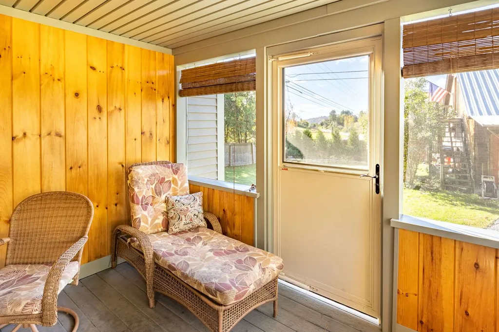 2 Rice Road Hartland VT 05048