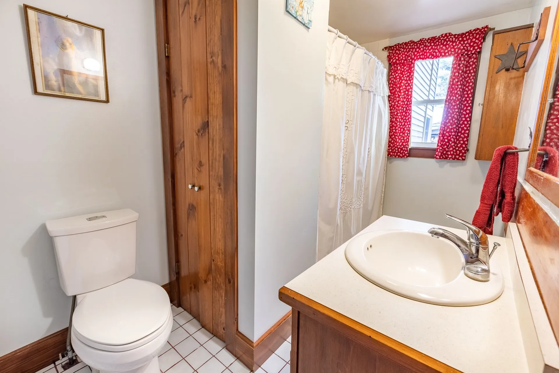 2 Rice Road Hartland VT 05048