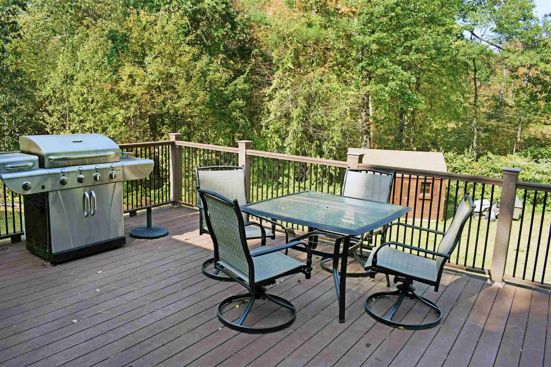 16 Ridgemont Drive Londonderry NH 03053