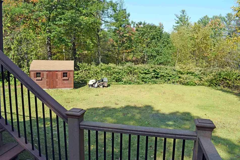 16 Ridgemont Drive Londonderry NH 03053