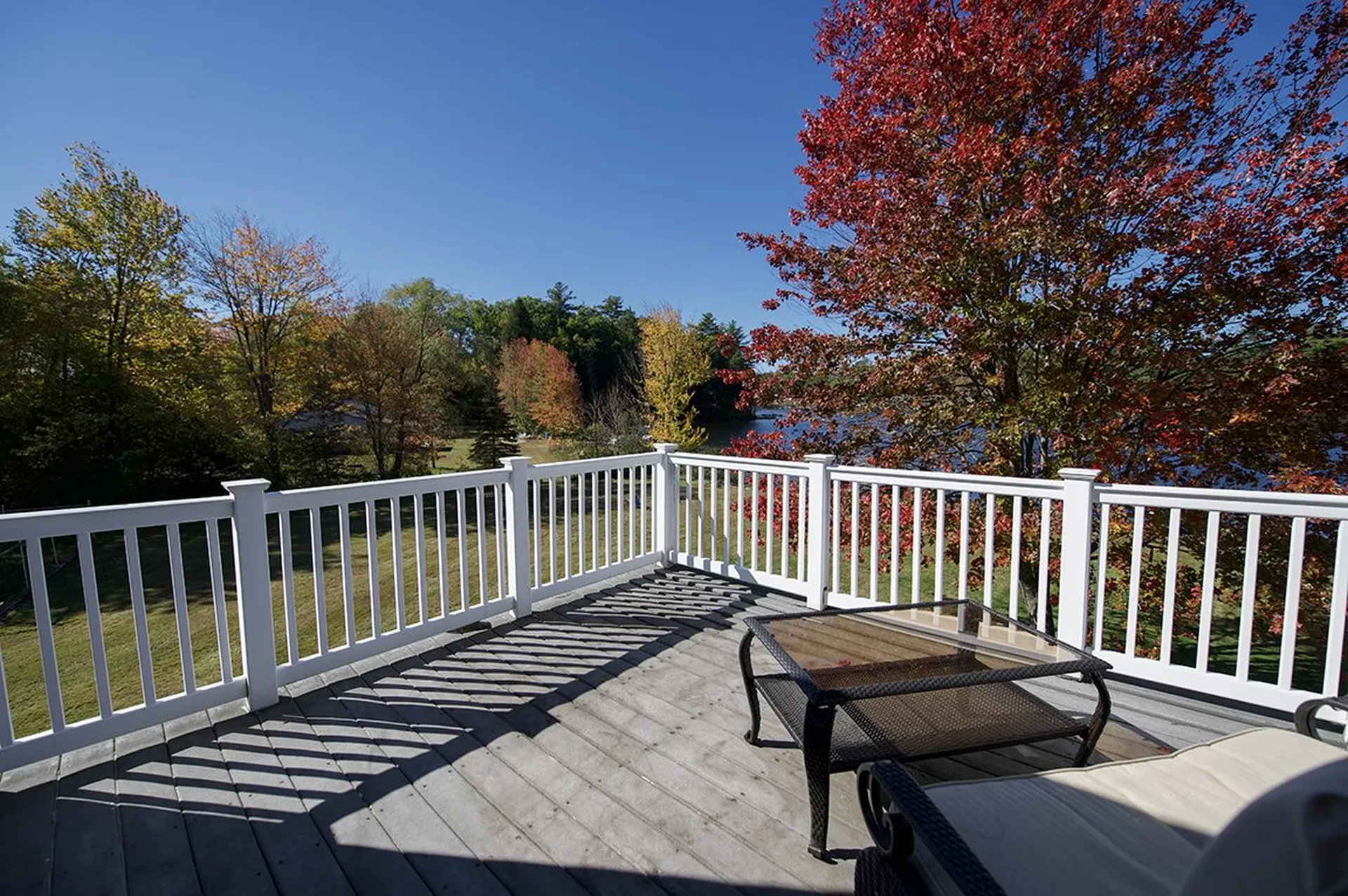 17 Brown Avenue Sandown NH 03873