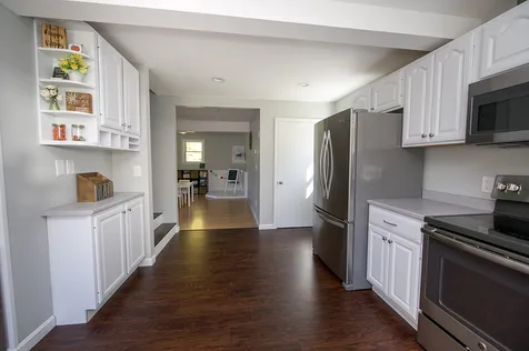 17 Brown Avenue Sandown NH 03873