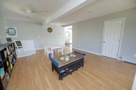 17 Brown Avenue Sandown NH 03873