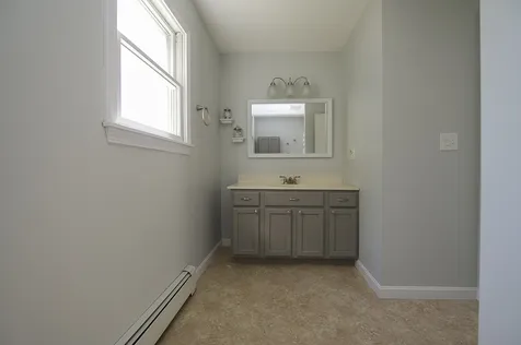 17 Brown Avenue Sandown NH 03873