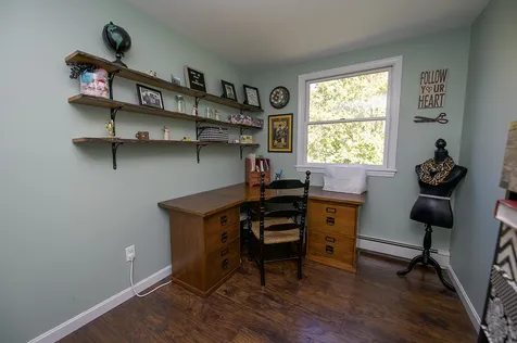 17 Brown Avenue Sandown NH 03873