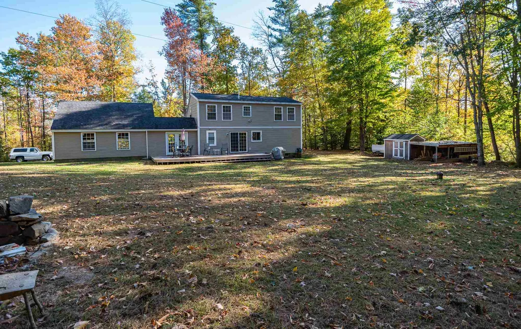 62 Lake Road Brentwood NH 03833