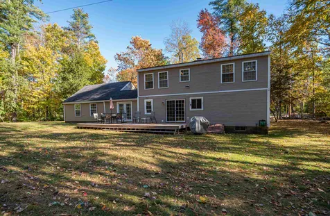 62 Lake Road Brentwood NH 03833