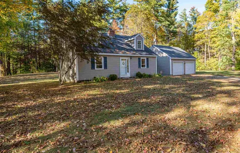 62 Lake Road Brentwood NH 03833