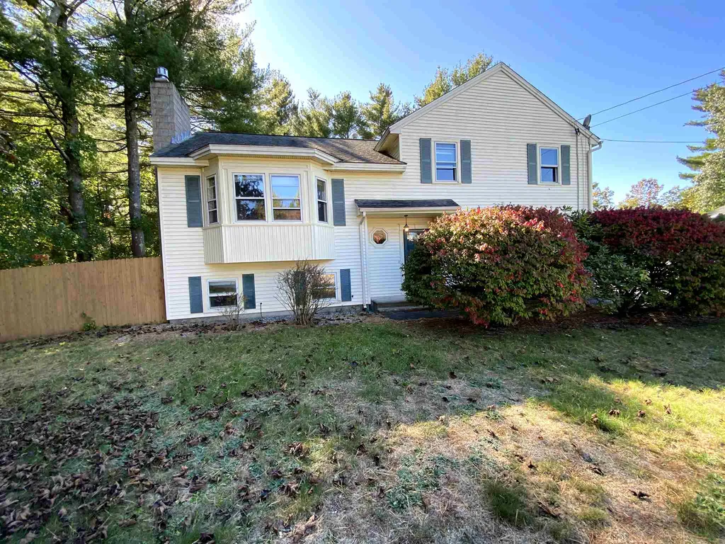 7 Jayron Drive Nashua NH 03062