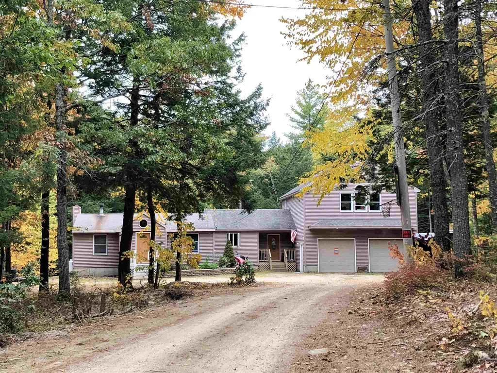 547 Hall Road Barrington NH 03825