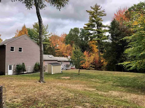 547 Hall Road Barrington NH 03825