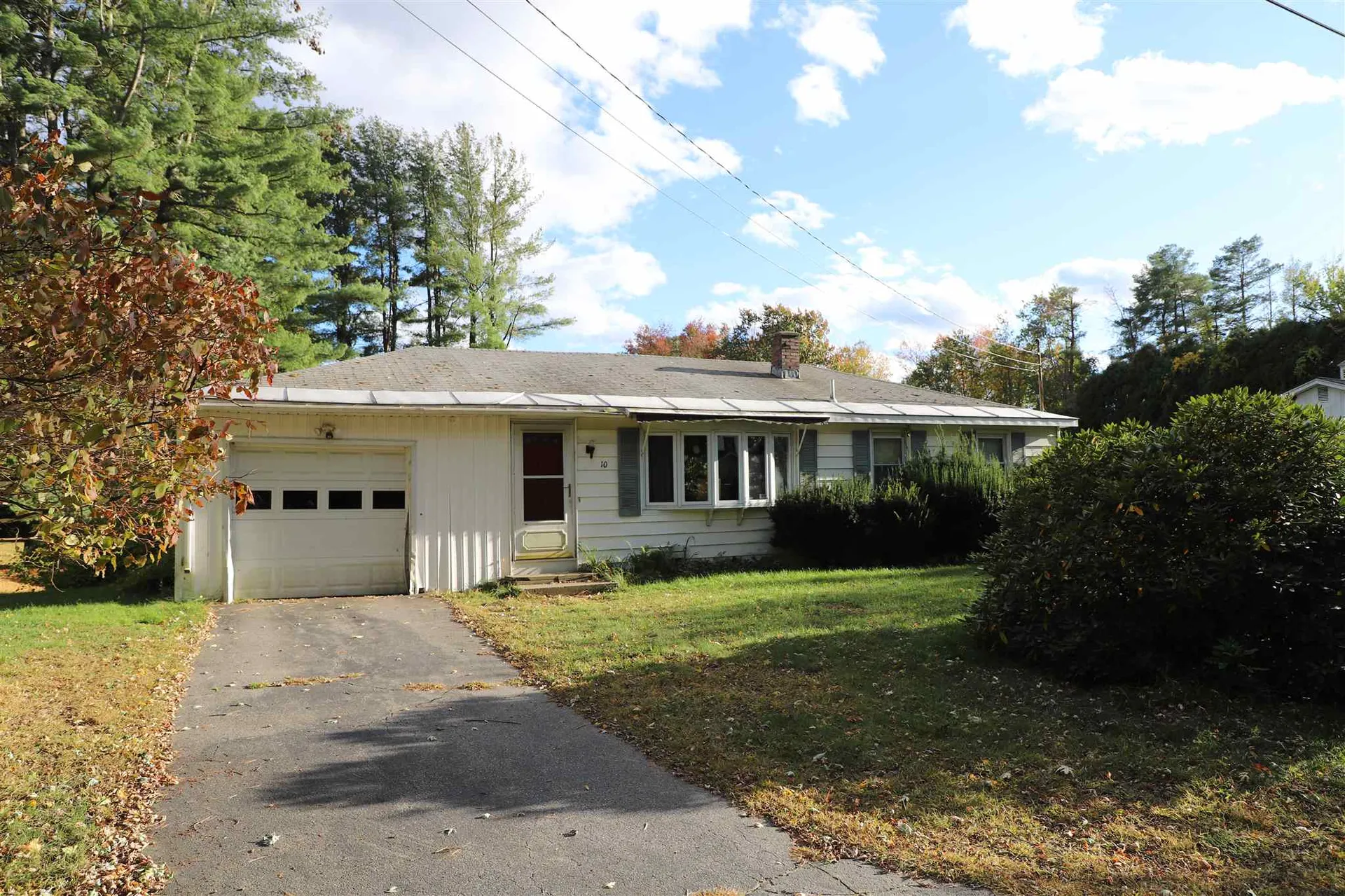 10 Pierce Road Hinsdale NH 03451
