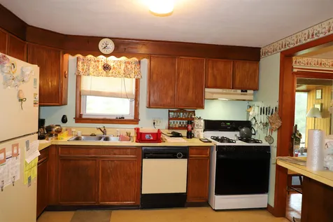 10 Pierce Road Hinsdale NH 03451