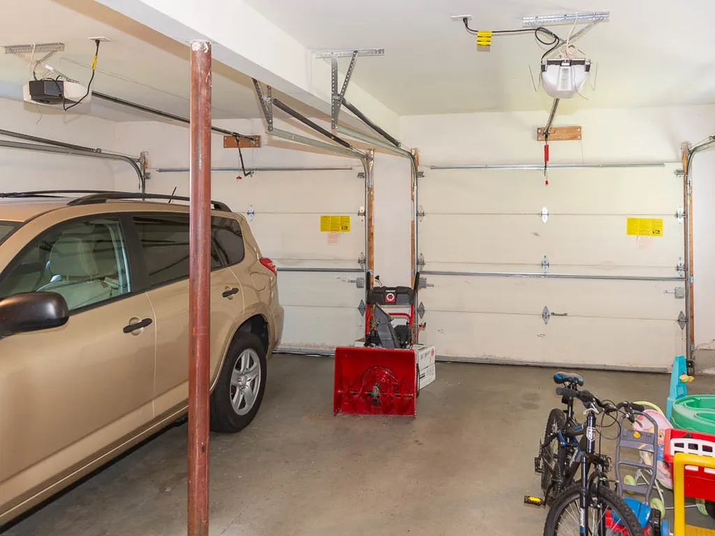 35 Thurston Drive Lee NH 03861
