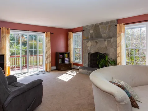 35 Thurston Drive Lee NH 03861