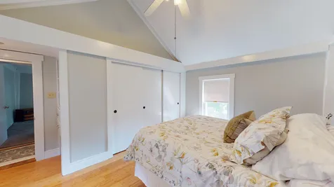 53 West Broadway Derry NH 03038