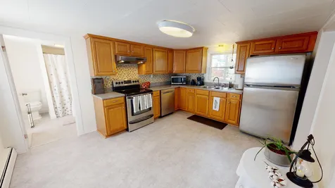 53 West Broadway Derry NH 03038
