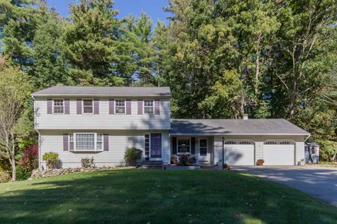 9 Danbury Drive Merrimack NH 03054