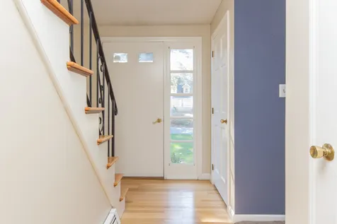 9 Danbury Drive Merrimack NH 03054