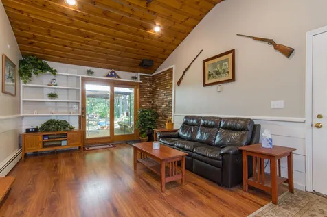 9 Danbury Drive Merrimack NH 03054
