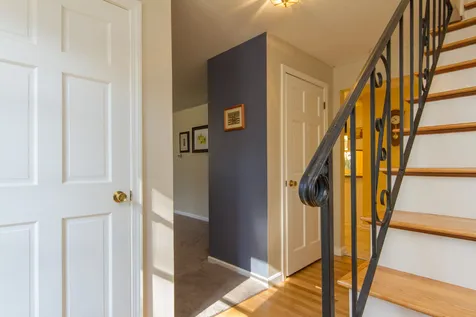 9 Danbury Drive Merrimack NH 03054