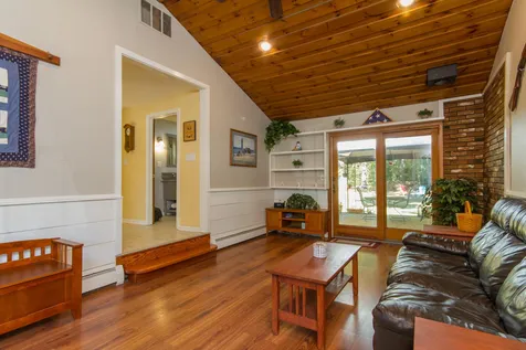 9 Danbury Drive Merrimack NH 03054