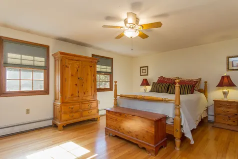 9 Danbury Drive Merrimack NH 03054