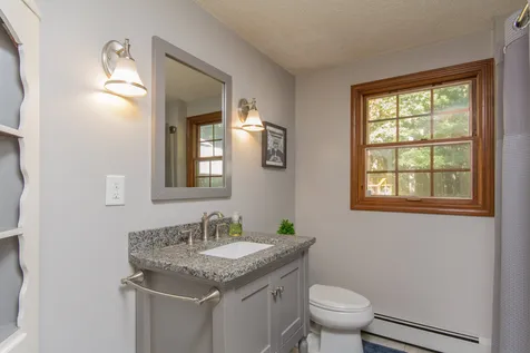 9 Danbury Drive Merrimack NH 03054