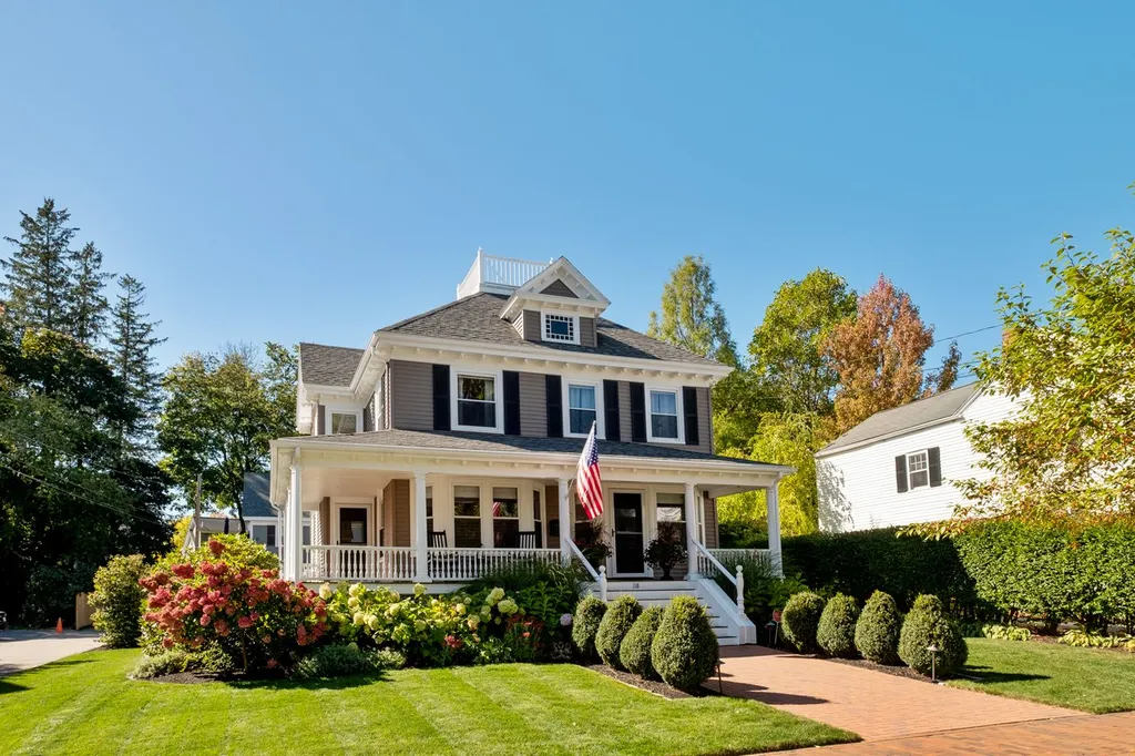 118 Richards Avenue Portsmouth NH 03801