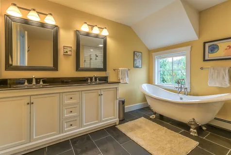 675 College Hill Road Woodstock VT 05091