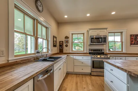 675 College Hill Road Woodstock VT 05091