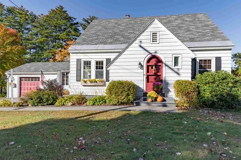 26 Ridgewood Avenue Gilford NH 03249