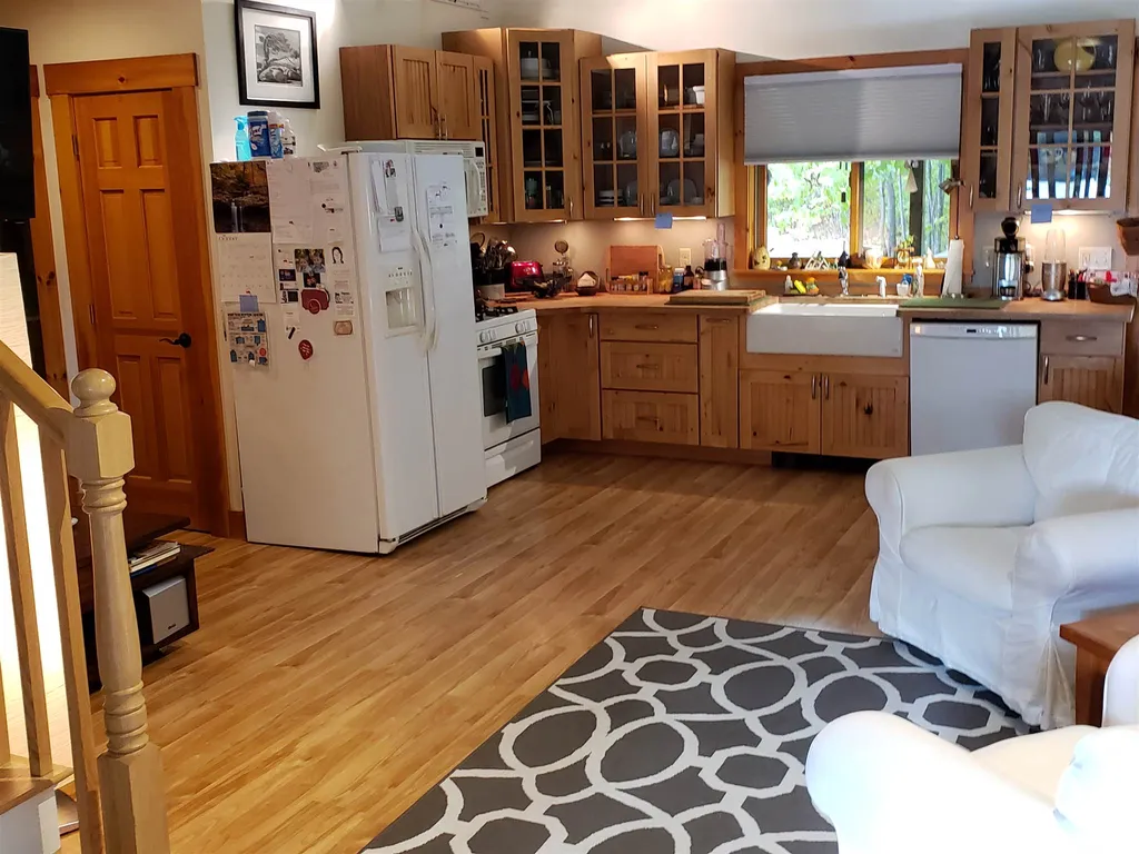 72 Tibbetts Road Tuftonboro NH 03816