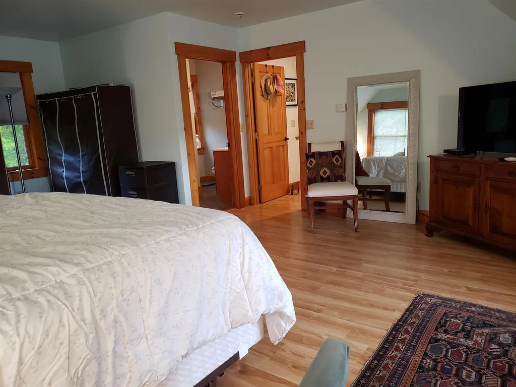 72 Tibbetts Road Tuftonboro NH 03816