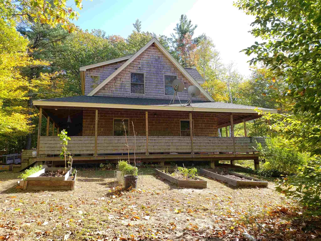 72 Tibbetts Road Tuftonboro NH 03816