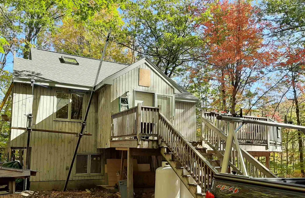 24 Snow Trail Campton NH 03223