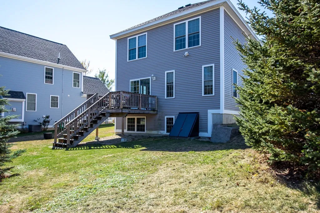 12 Stocklan Circle Dover NH 03820