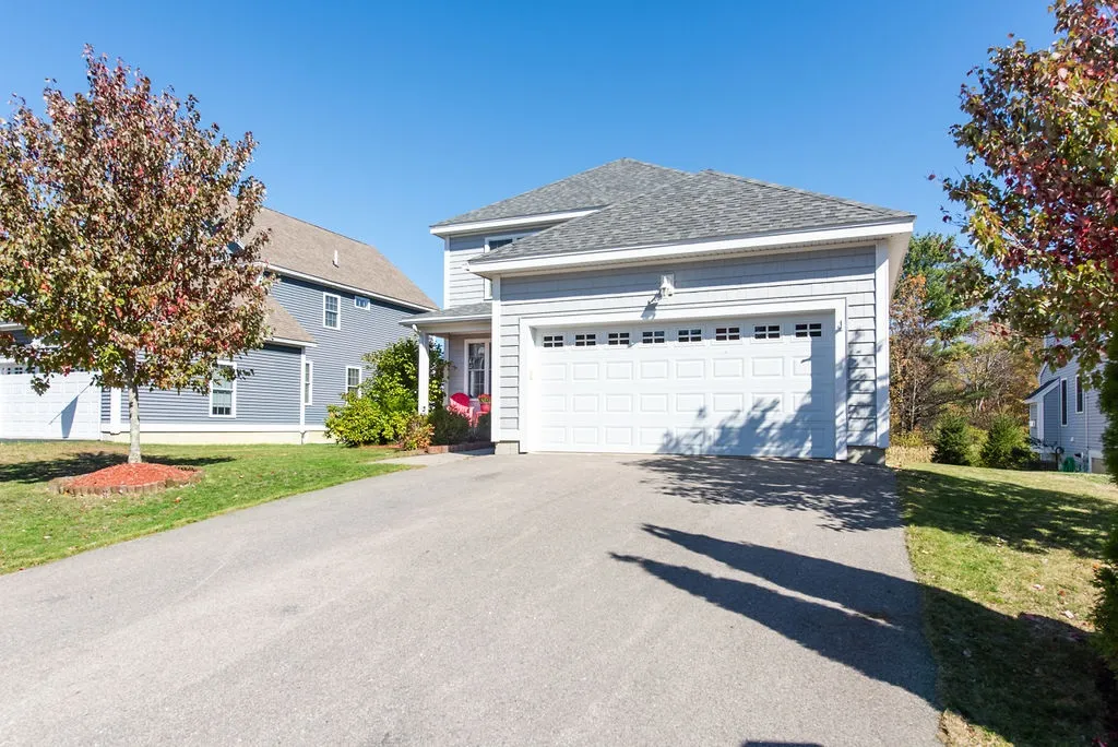 12 Stocklan Circle Dover NH 03820