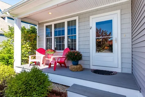 12 Stocklan Circle Dover NH 03820