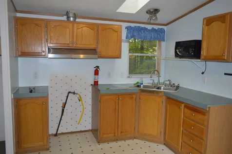 15 Page Street Plymouth NH 03264