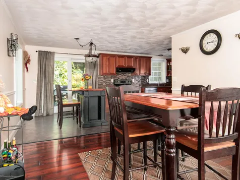 187a Robinson Road Hudson NH 03051