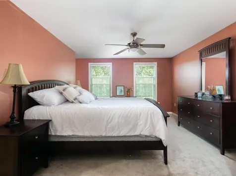 187a Robinson Road Hudson NH 03051