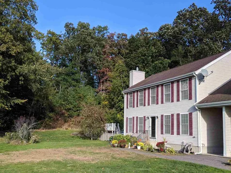187a Robinson Road Hudson NH 03051