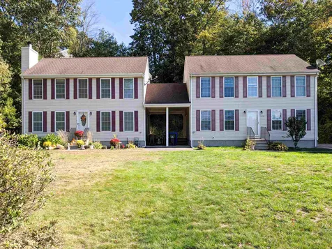 187a Robinson Road Hudson NH 03051