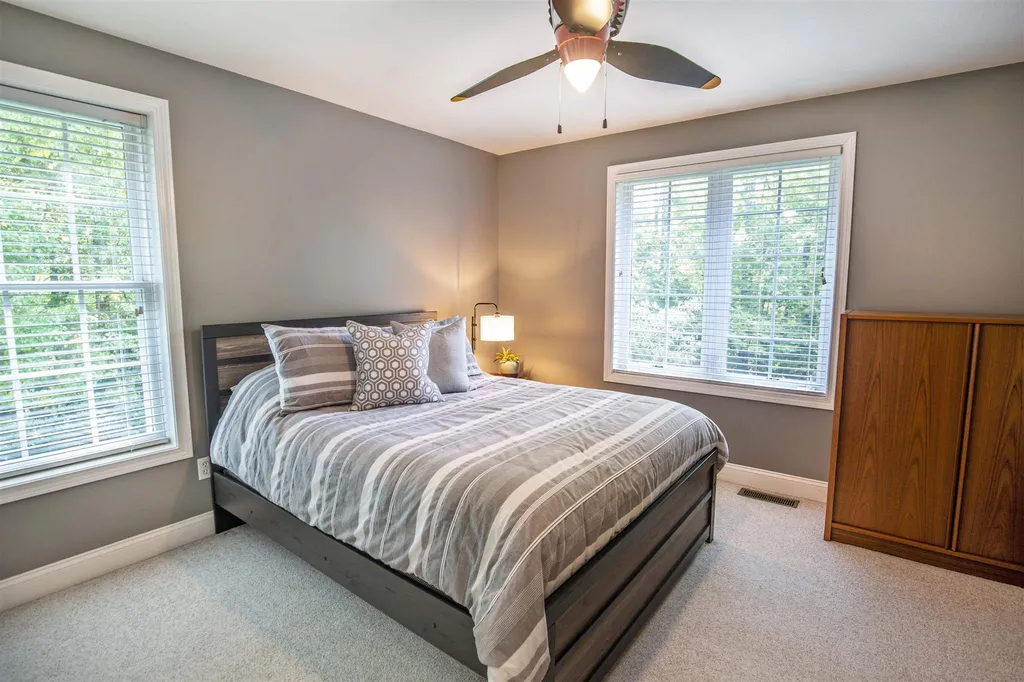 7 Misty Lane Londonderry NH 03053