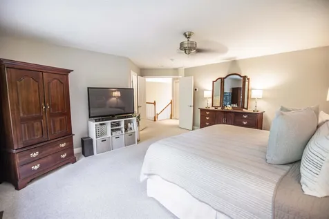 7 Misty Lane Londonderry NH 03053