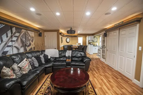 7 Misty Lane Londonderry NH 03053